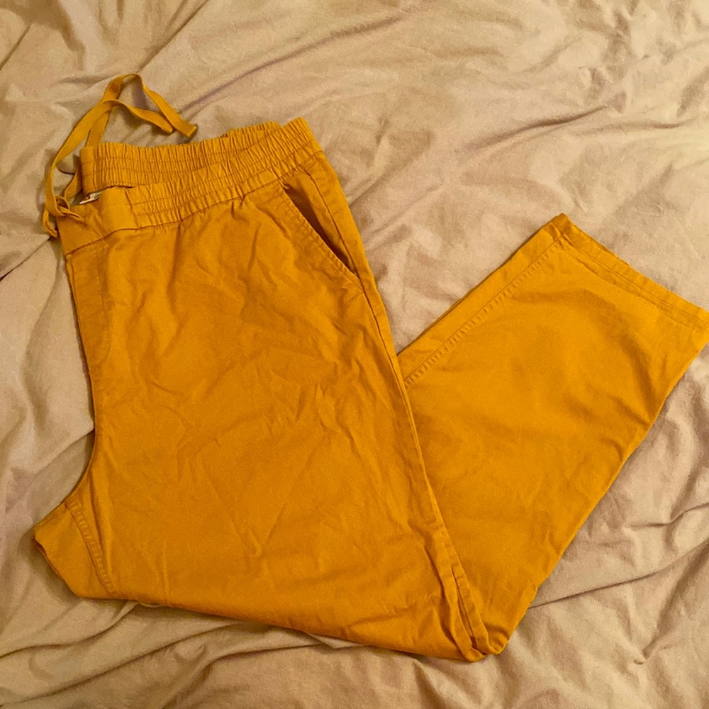 Chino pants